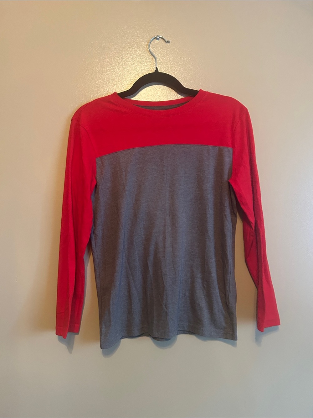 Sonoma Red and Gray Kids Long-Sleeve Colorblock Tee - Large